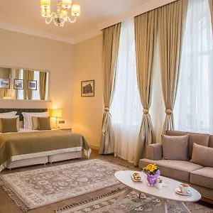 https://boutique-19-hotel.aboutbakuhotels.com