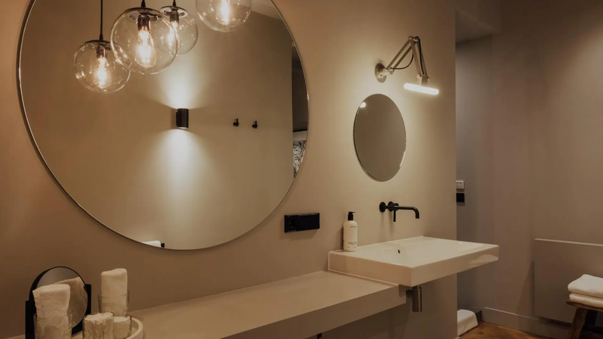 Suite No 7, Renovated February 2025 Άμστερνταμ 3*,  Ολλανδία